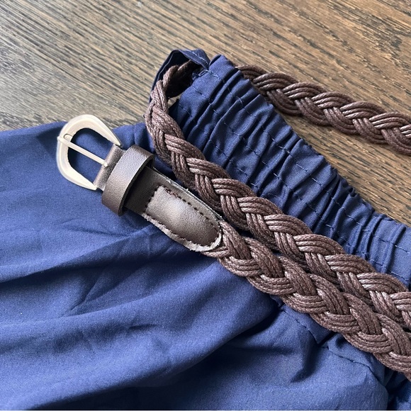 Navy mini skirt with belt - Picture 3 of 3